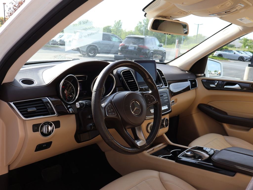 Used 2017 Mercedes-Benz GLS 450 4MATIC image 16