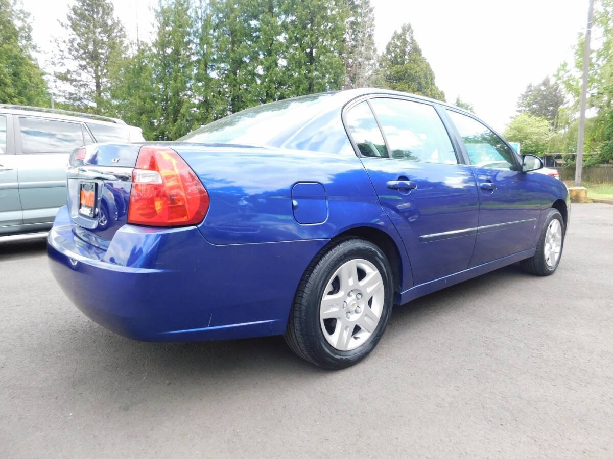 Used 2006 Chevrolet Malibu LT FWD image 2