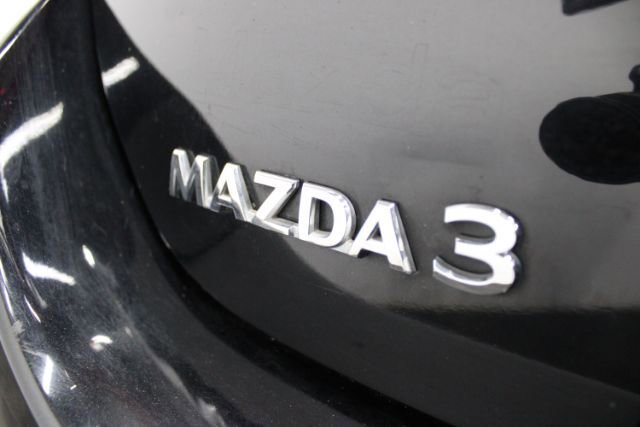 Used 2021 MAZDA MAZDA3 s FWD image 7
