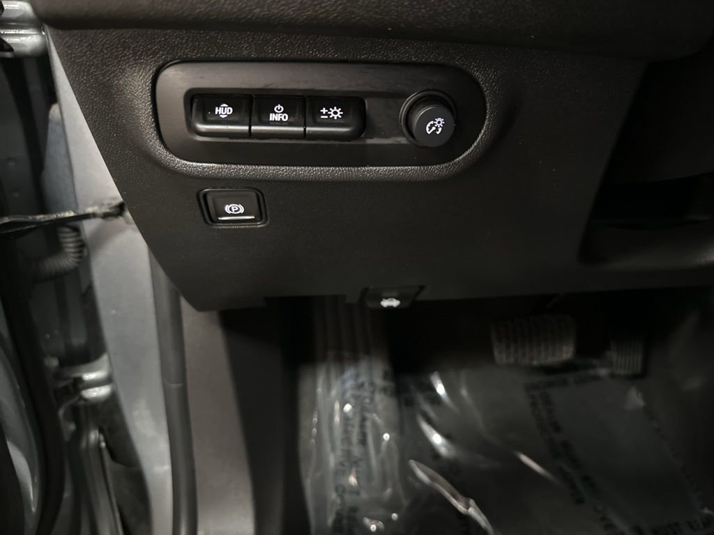 Used 2024 GMC Terrain Denali w/ Denali Premium Package image 35