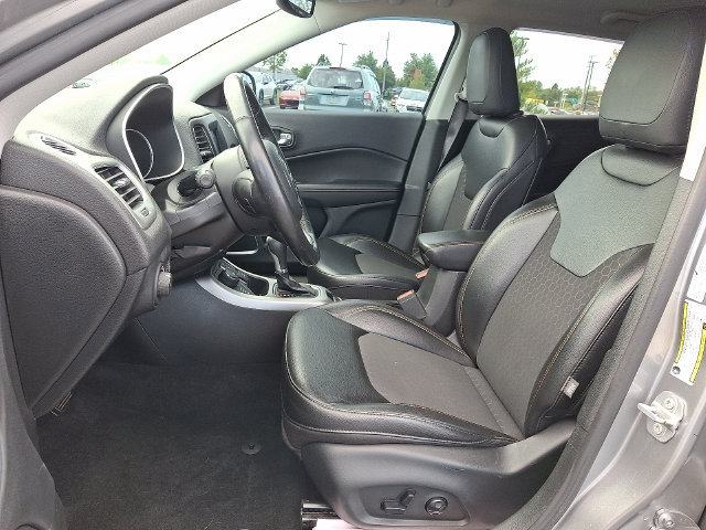 Used 2020 Jeep Compass Latitude w/ Popular Equipment Group AWD/4WD image 15