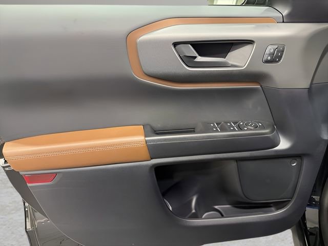 Used 2025 Ford Bronco Sport Outer Banks image 9