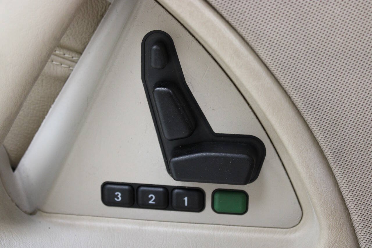 Used 1998 Mercedes-Benz SL 500 image 18
