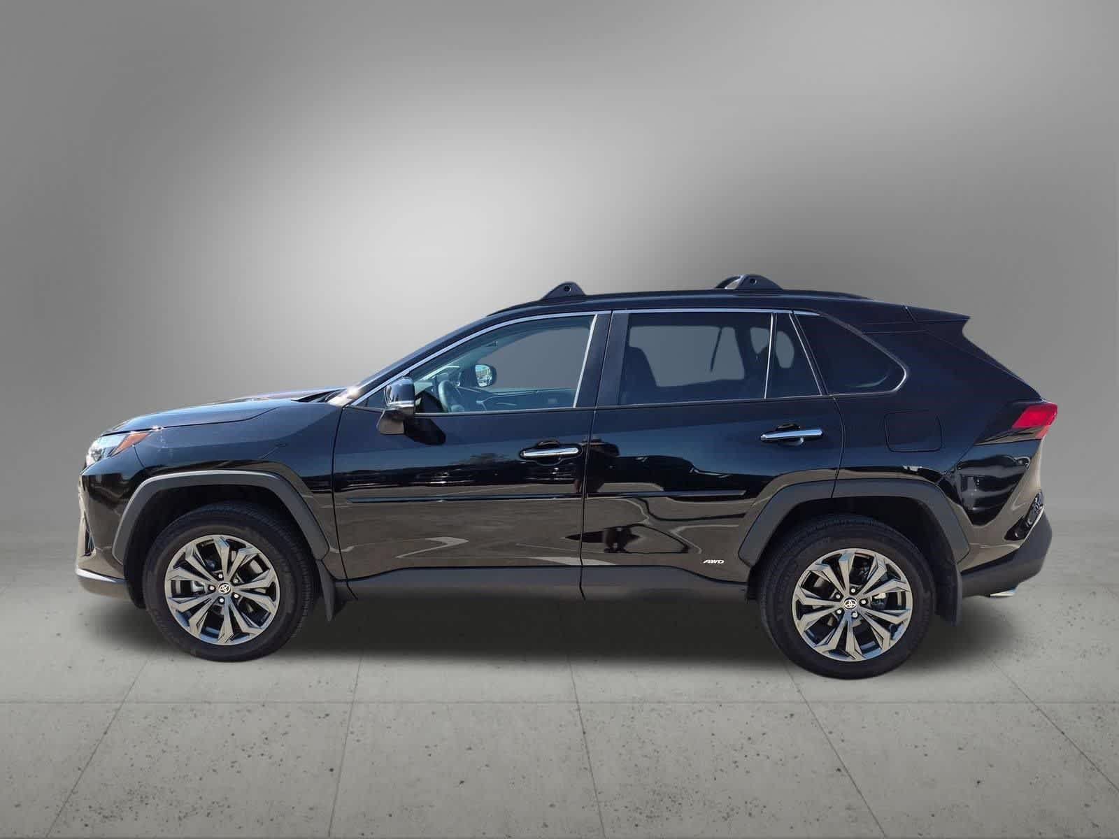 Used 2024 Toyota RAV4 Limited w/ Advanced Technology Package AWD/4WD image 3