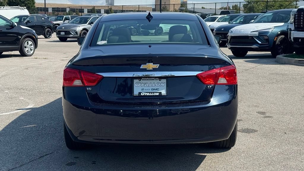 Used 2015 Chevrolet Impala LT w/ Convenience Package FWD image 4