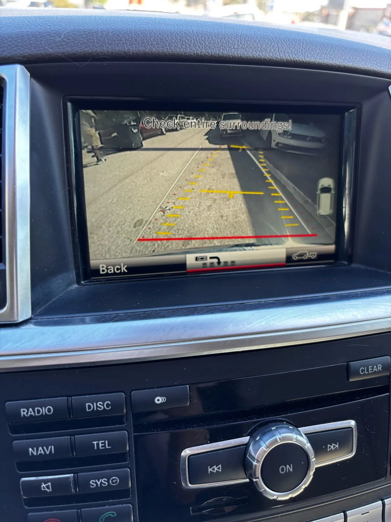 Used 2014 Mercedes-Benz ML 350 BlueTEC 4MATIC image 18