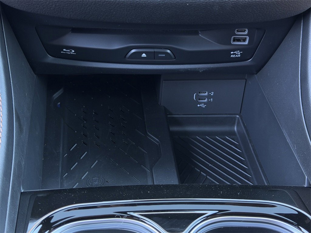 New 2026 Chrysler Pacifica Pinnacle image 16