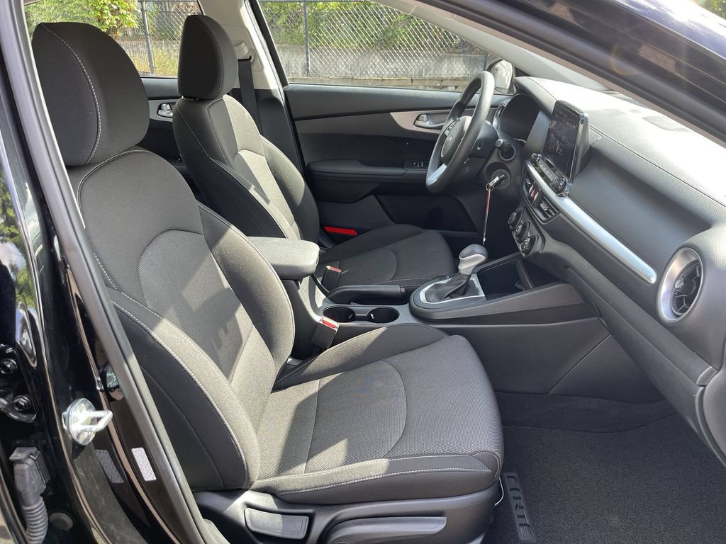 Used 2022 Kia Forte Sedan FWD image 24