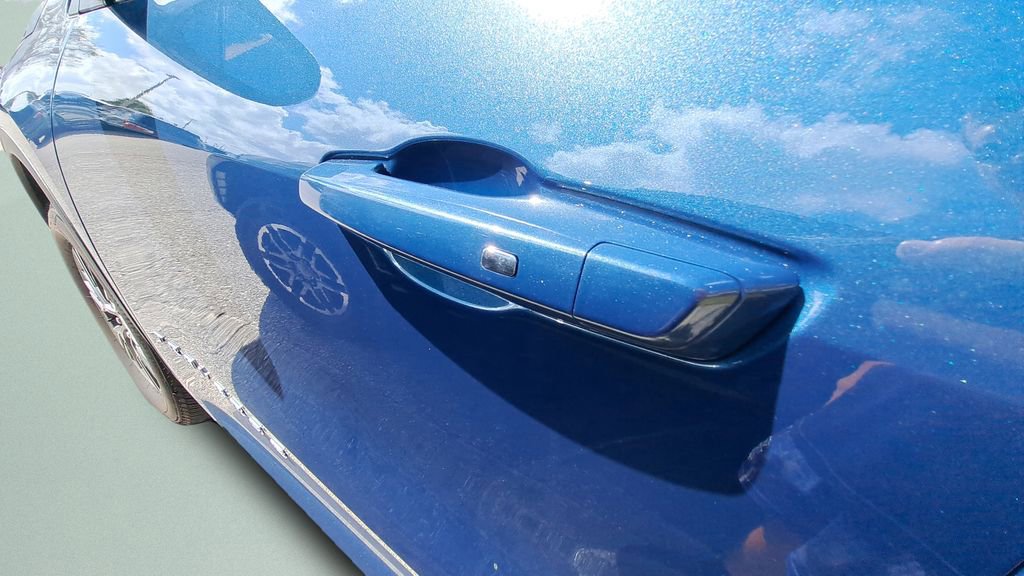 Used 2026 Chevrolet Traverse LT image 6