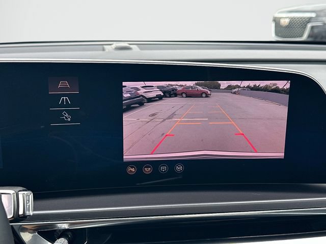 Certified 2024 Cadillac Lyriq Tech AWD/4WD image 4
