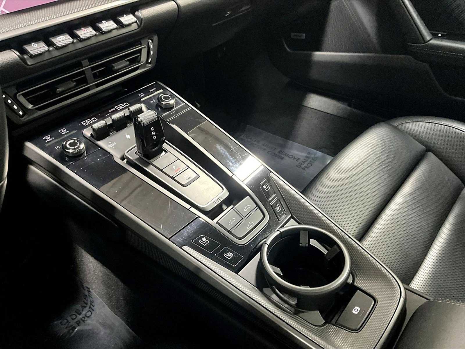 Used 2020 Porsche 911 Carrera image 19