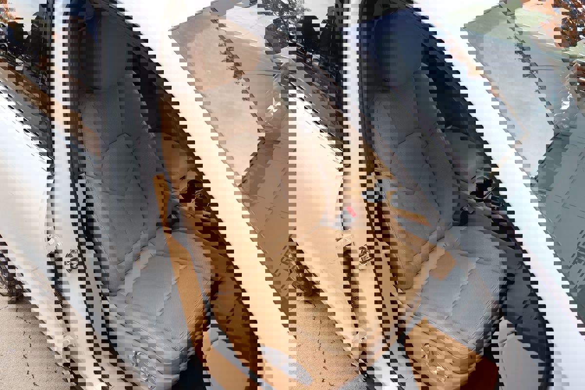 Used 2017 Porsche Macan S image 30