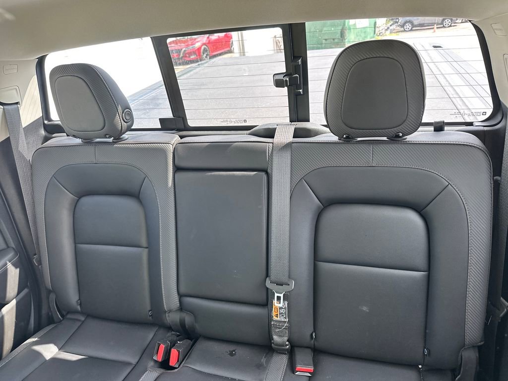 Used 2022 GMC Canyon AT4 AWD/4WD image 16