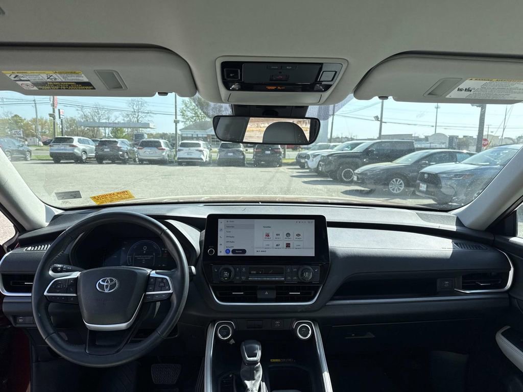 Certified 2024 Toyota Grand Highlander XLE image 15