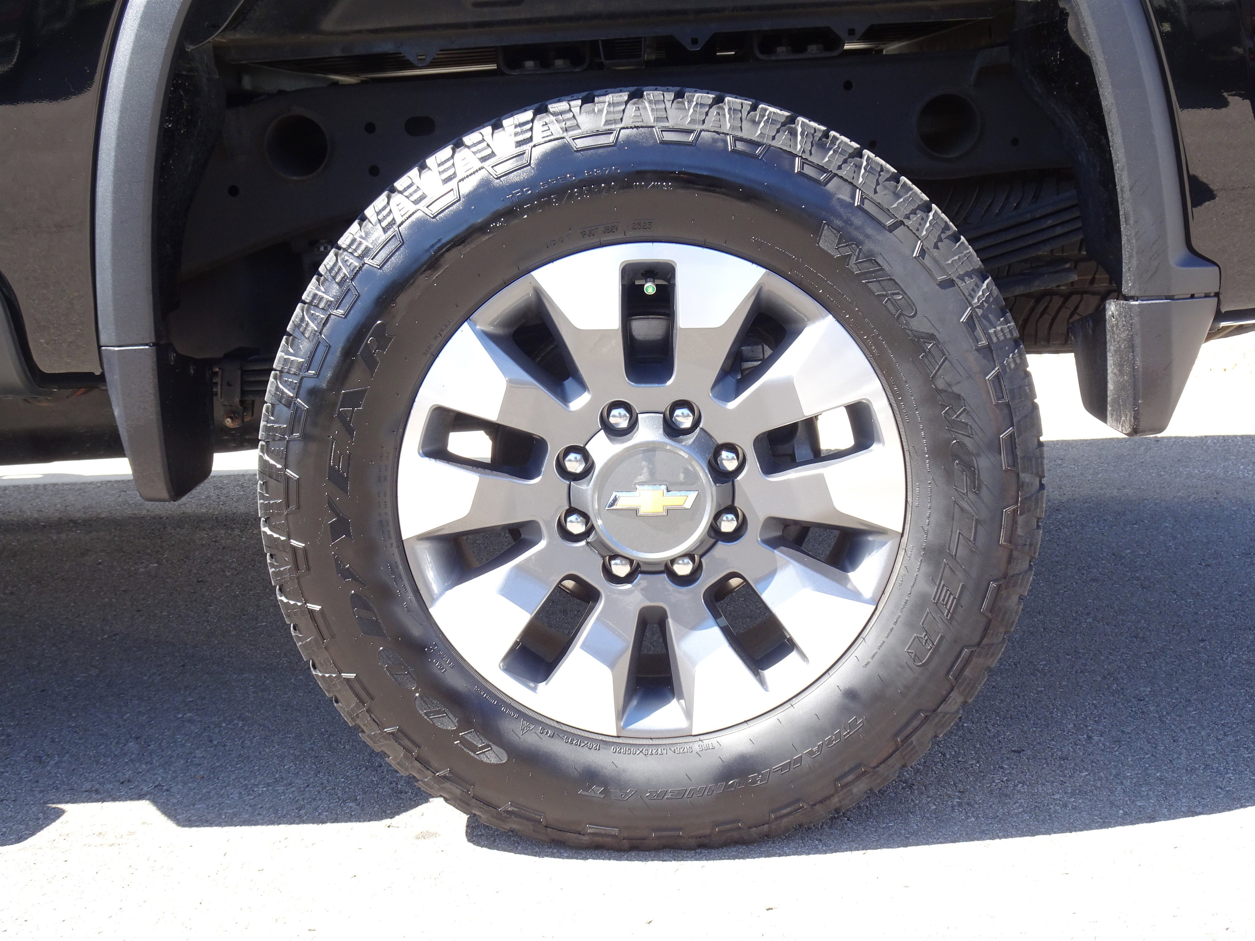 Used 2024 Chevrolet Silverado 2500 Custom w/ Custom Convenience Package image 28