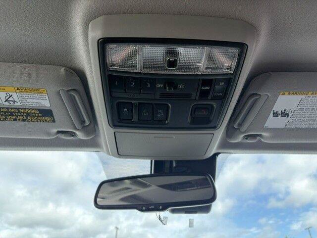 Used 2024 Toyota 4Runner SR5 Premium w/ Moonroof Package AWD/4WD image 16