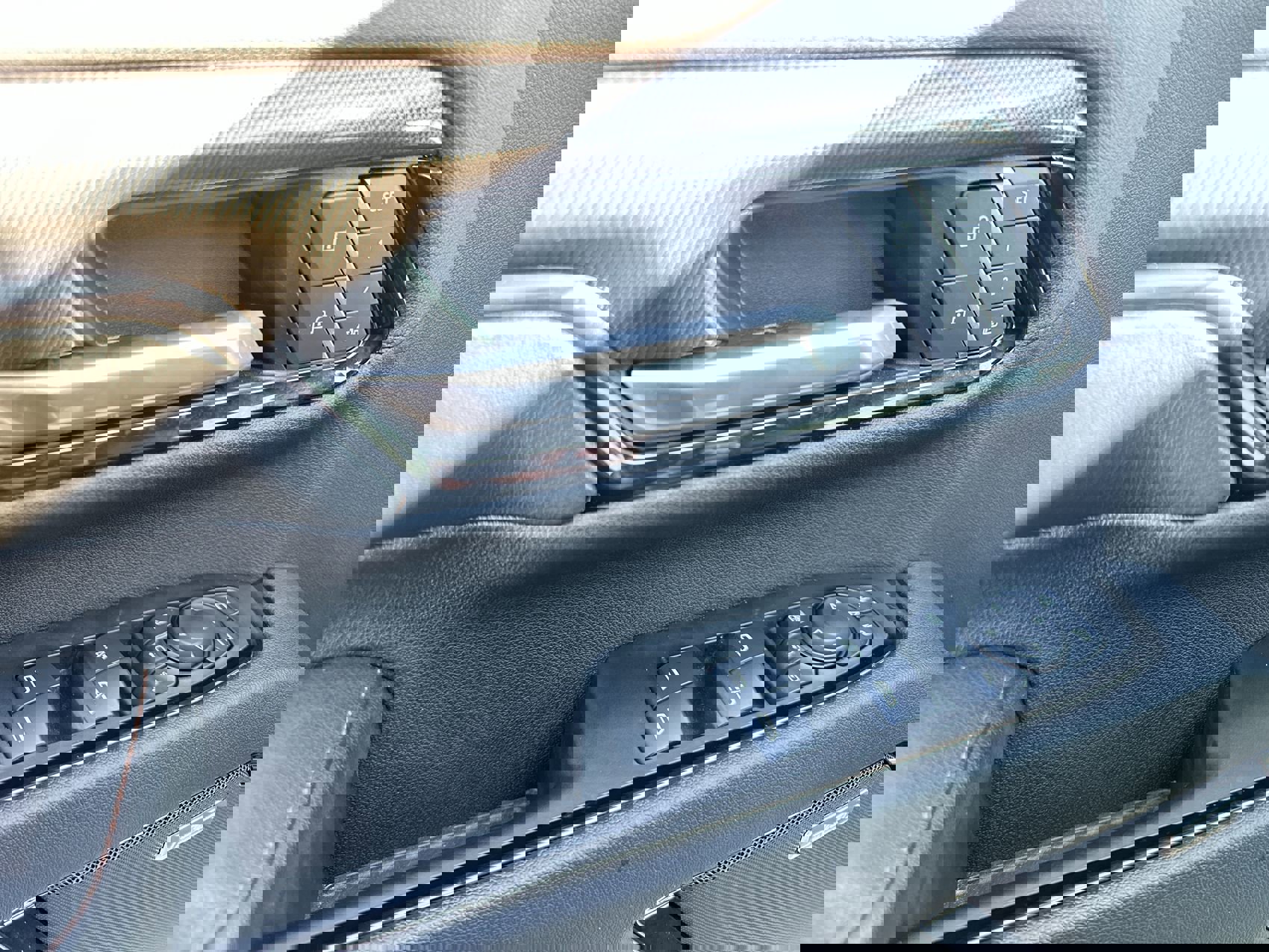 Used 2025 GMC Sierra 3500 AT4 w/ AT4 Preferred Package image 13