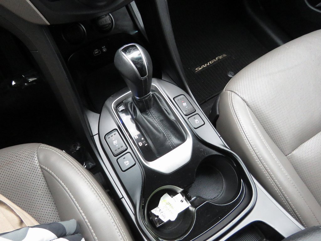 Used 2017 Hyundai Santa Fe Limited image 28