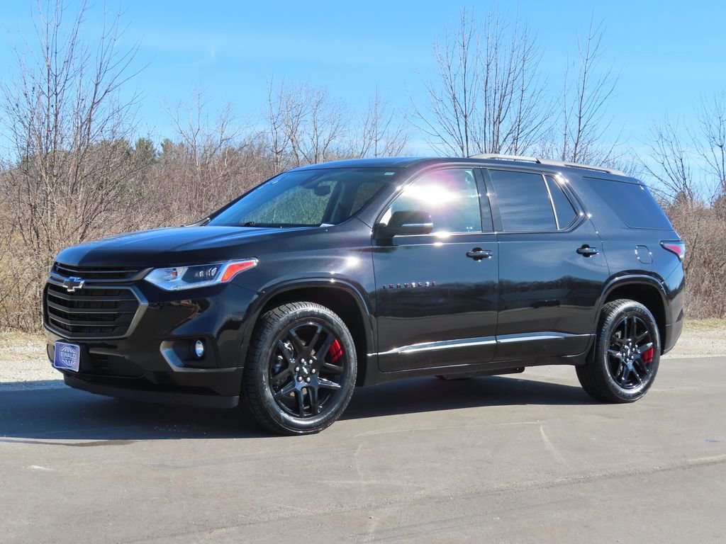 Used 2021 Chevrolet Traverse Premier w/ Redline Edition image 24