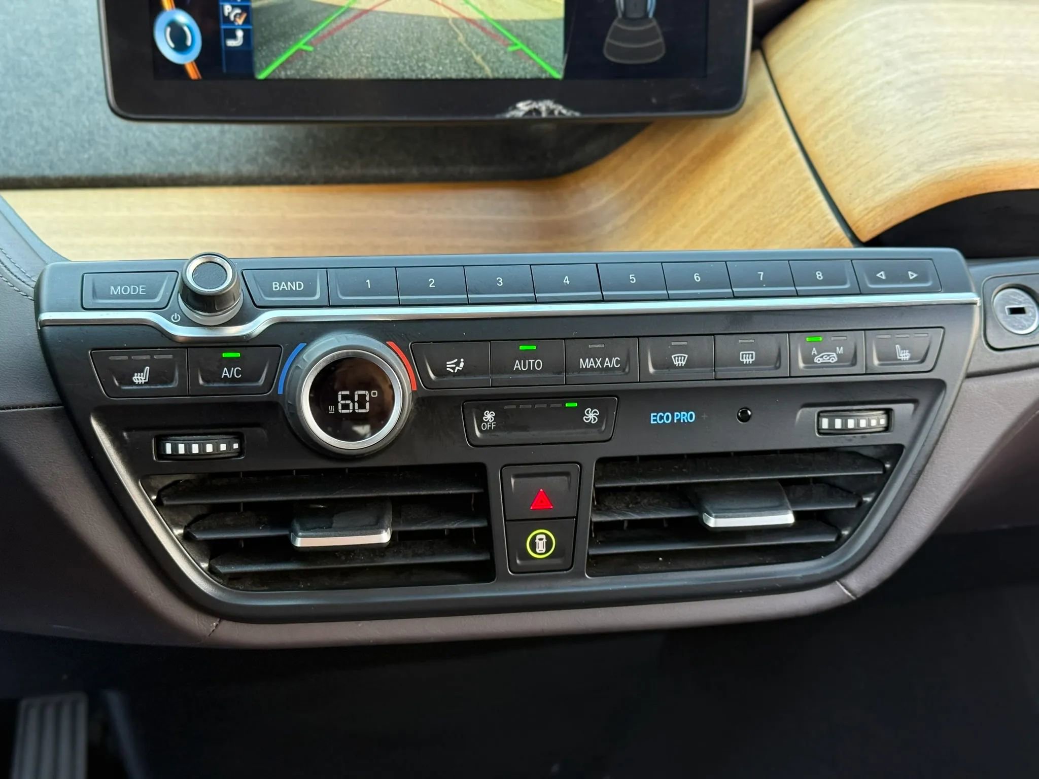 Used 2015 BMW i3 w/ Range Extender image 22