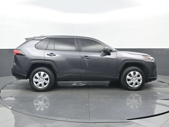 Used 2024 Toyota RAV4 LE FWD image 2