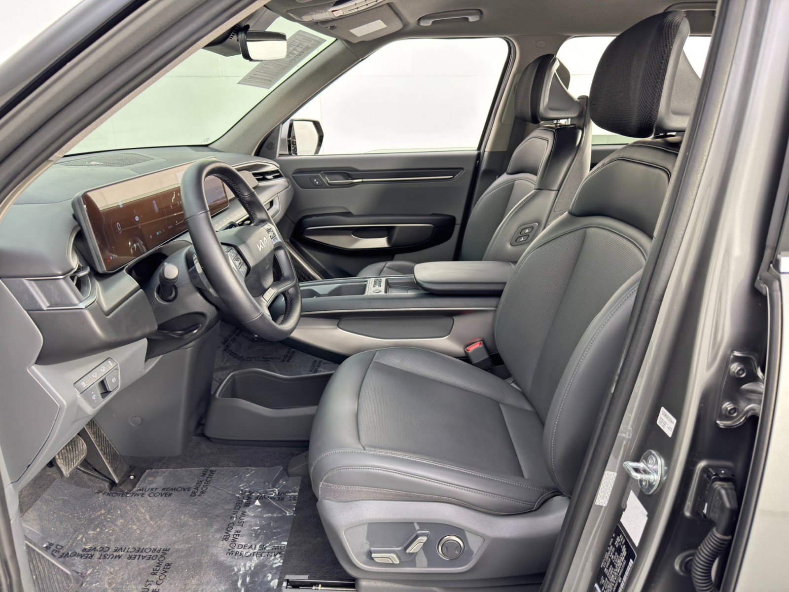 Used 2024 Kia EV9 Light Long Range image 15