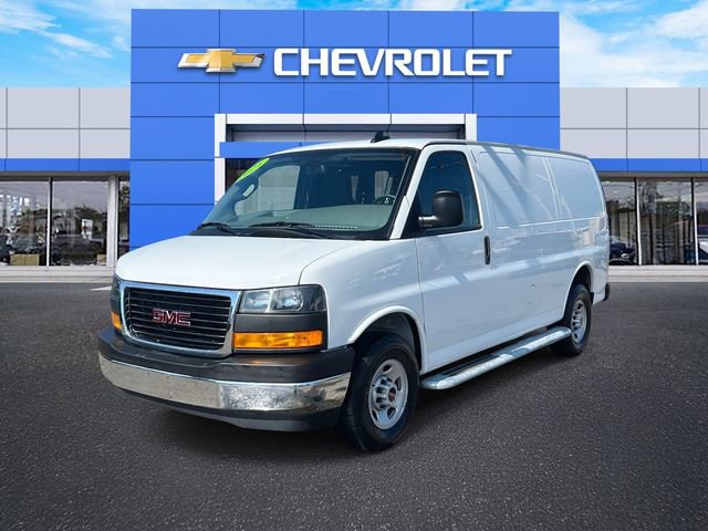 Used 2024 GMC Savana 2500 w/ Driver Convenience Package image 2