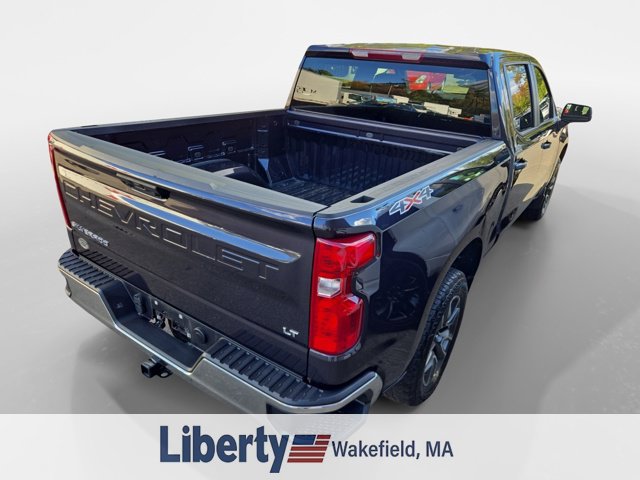 Used 2024 Chevrolet Silverado 1500 LT AWD/4WD image 3