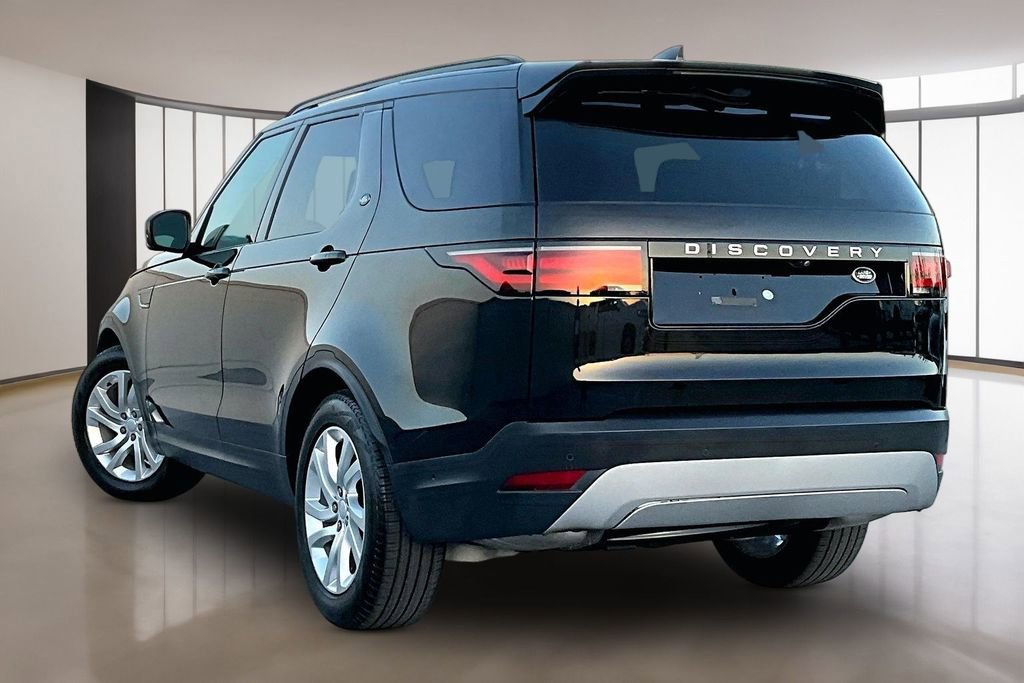 Certified 2023 Land Rover Discovery S AWD/4WD image 4