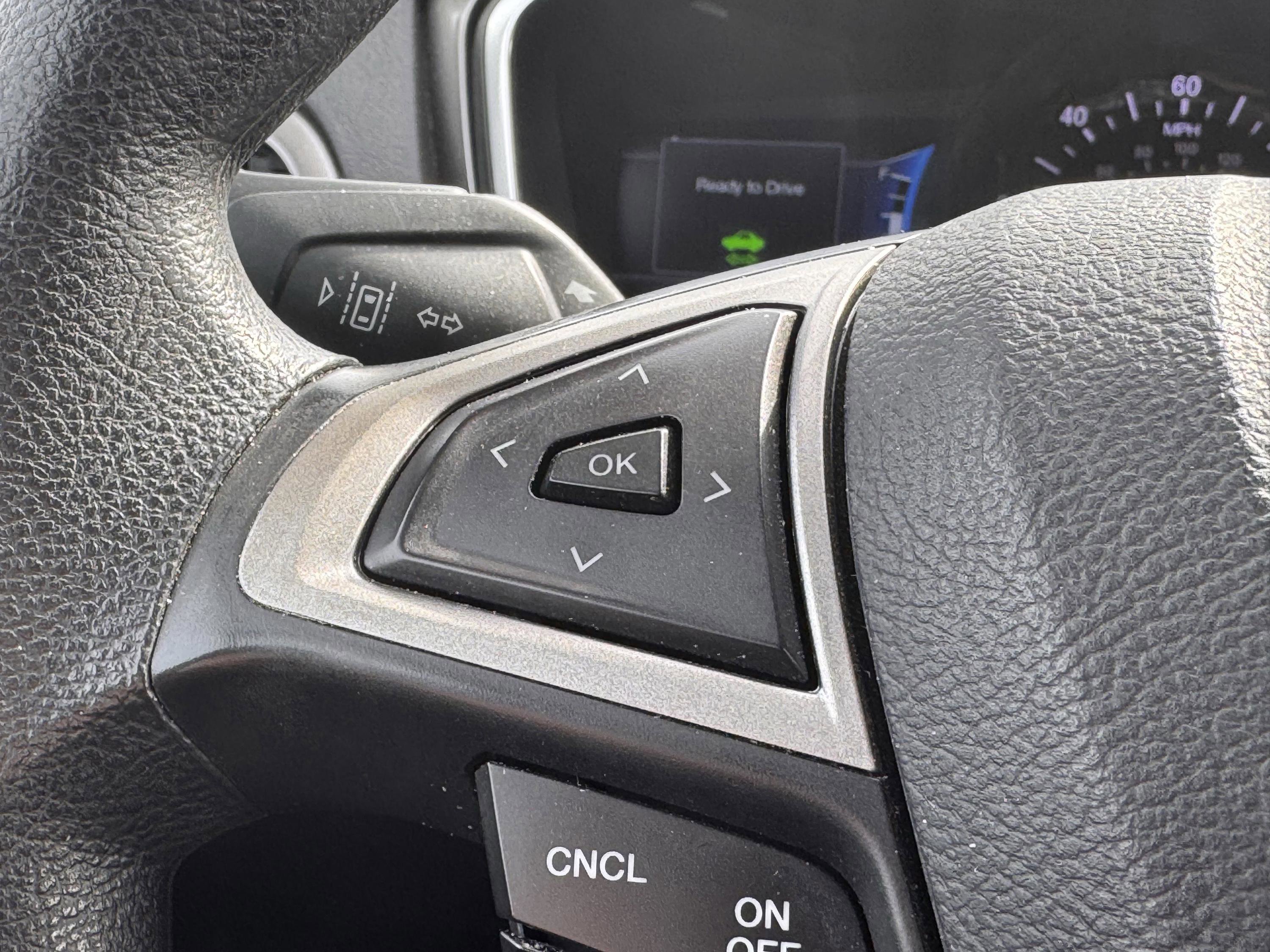 Used 2019 Ford Fusion SE image 8