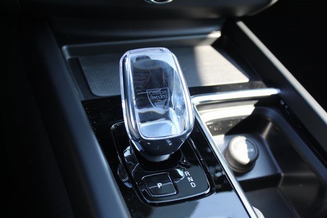New 2026 Volvo XC60 B5 Ultra w/ Protection Package Premier image 27