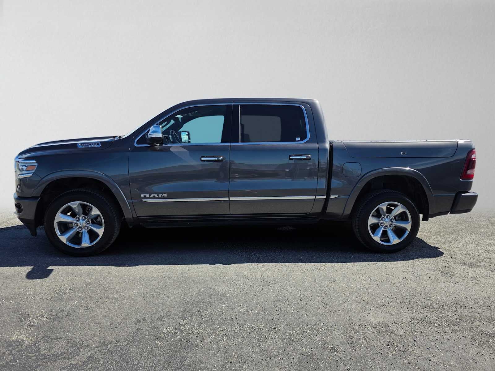 Used 2022 RAM 1500 Limited AWD/4WD image 6