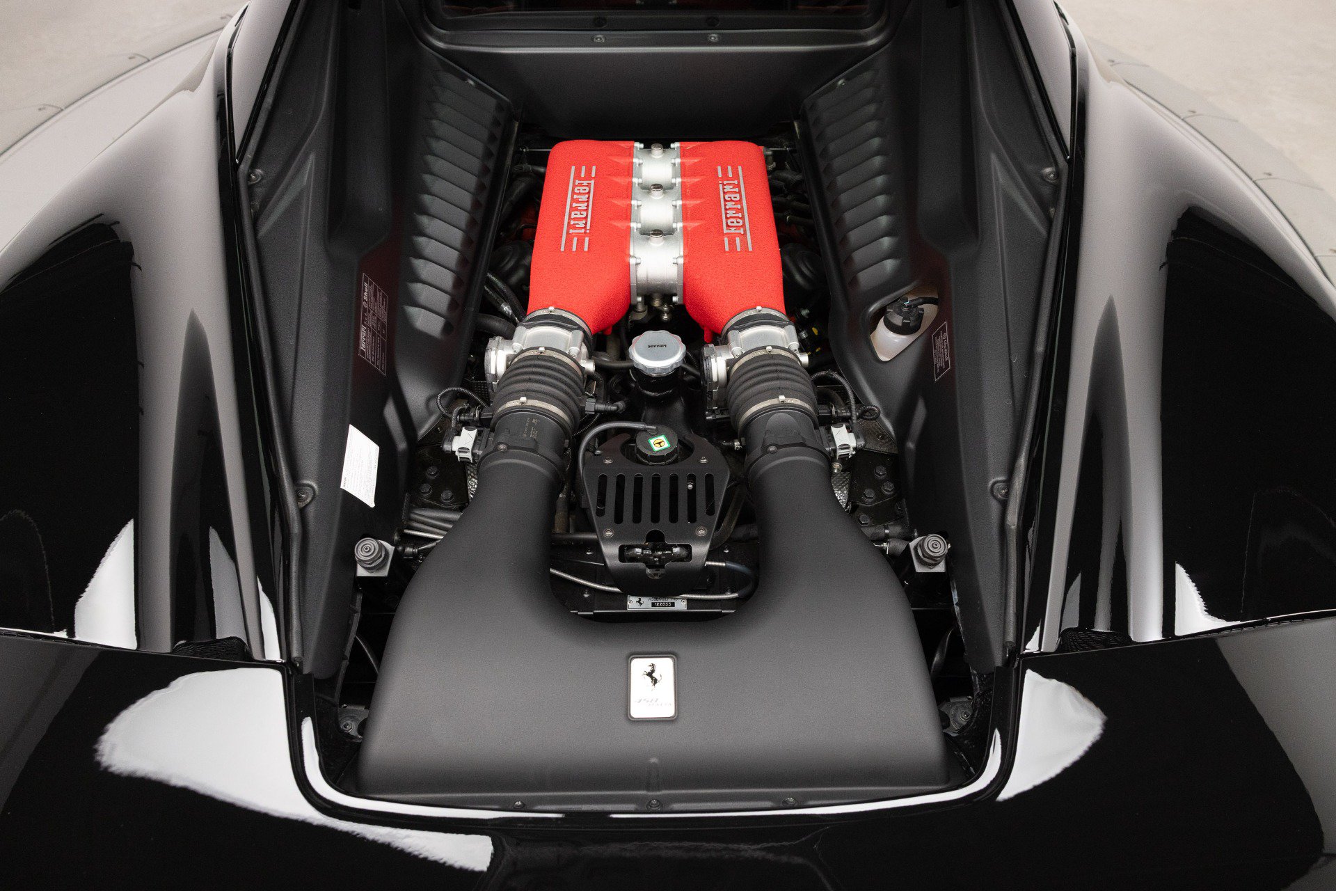 Certified 2015 Ferrari 458 Italia Coupe RWD image 91