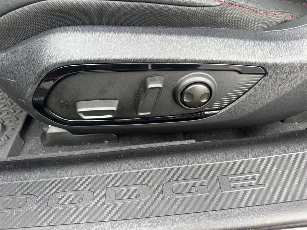 New 2024 Dodge Charger R/T w/ Plus Group image 30