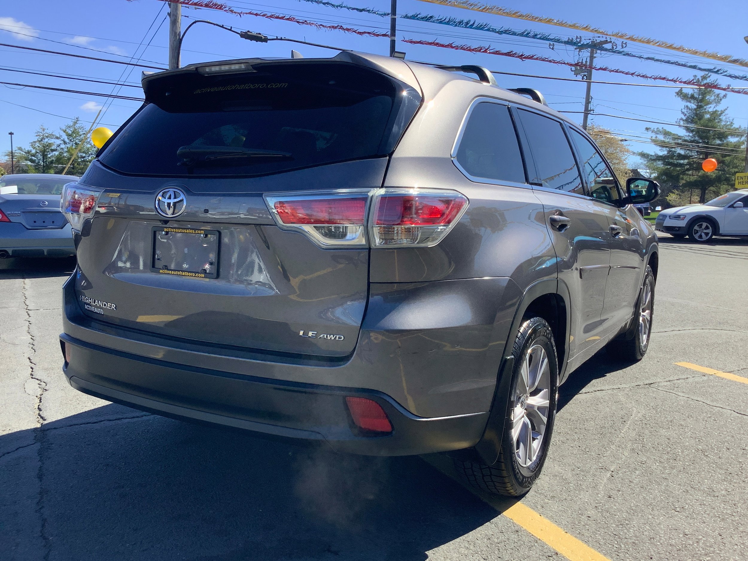 Used 2015 Toyota Highlander Plus AWD/4WD image 7