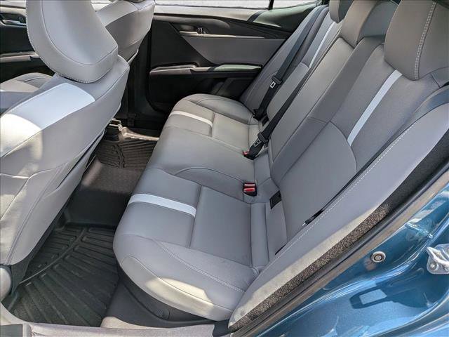 Used 2025 Toyota Camry SE FWD image 19