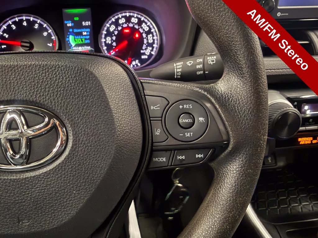 Used 2022 Toyota RAV4 LE AWD/4WD image 19