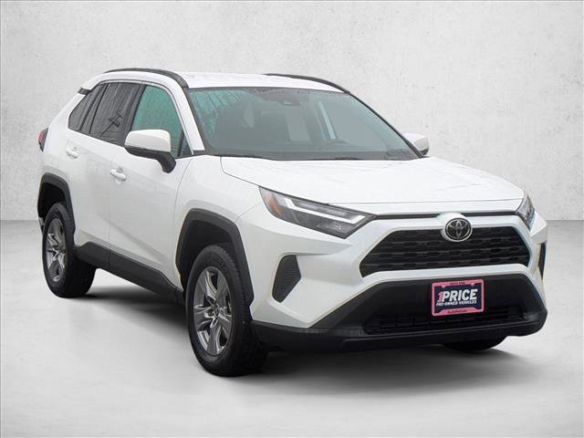 Used 2025 Toyota RAV4 XLE w/ Weather Package FWD image 3