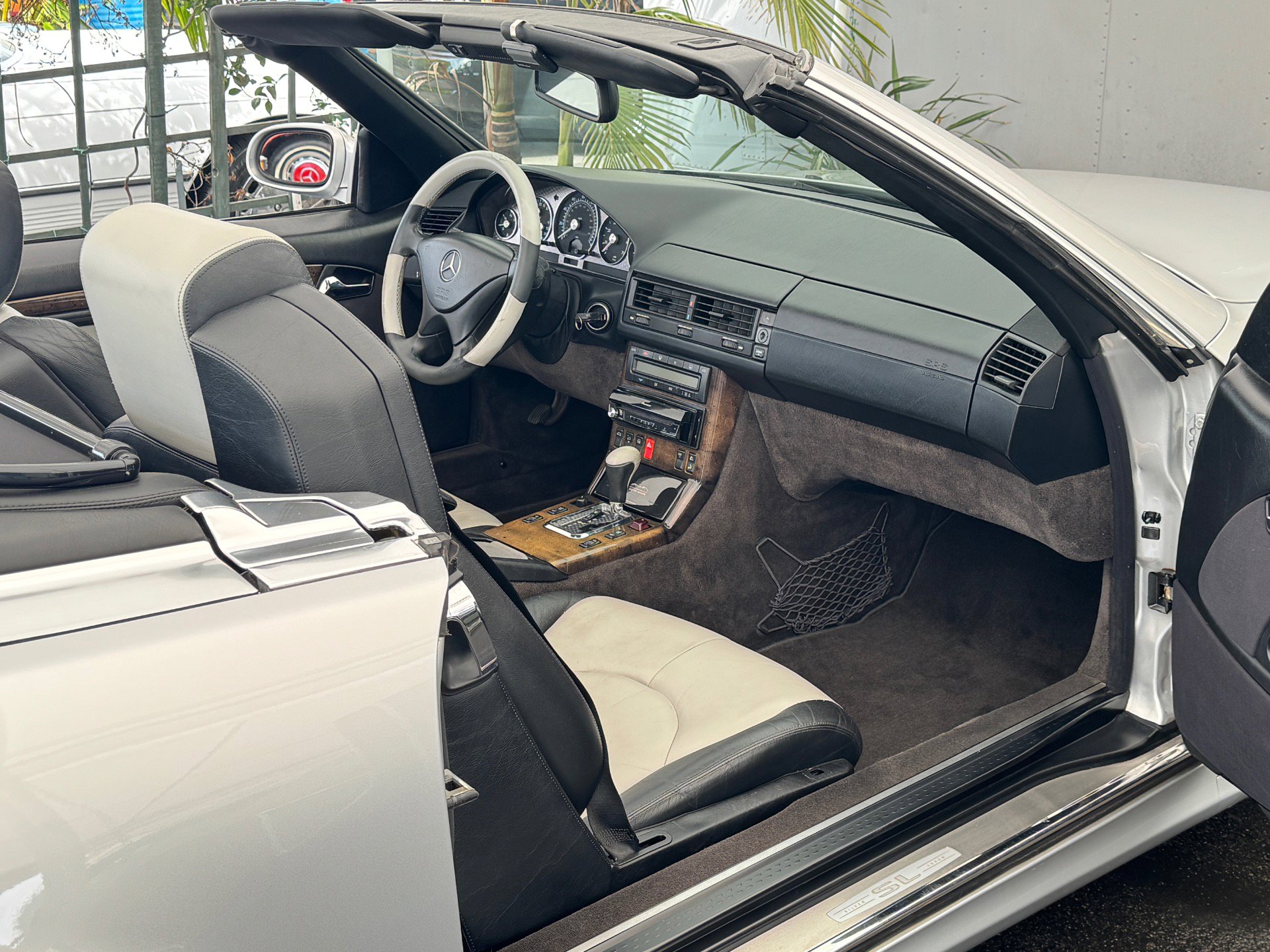 Used 2002 Mercedes-Benz SL 500 image 14