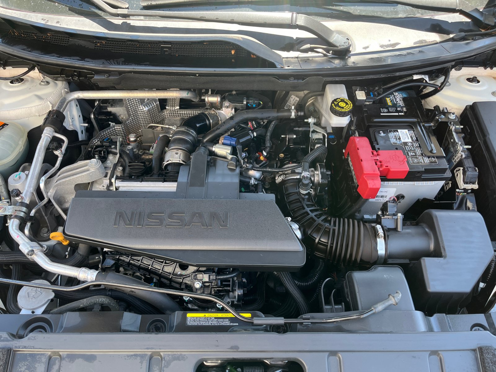 Used 2024 Nissan Rogue S AWD/4WD image 9