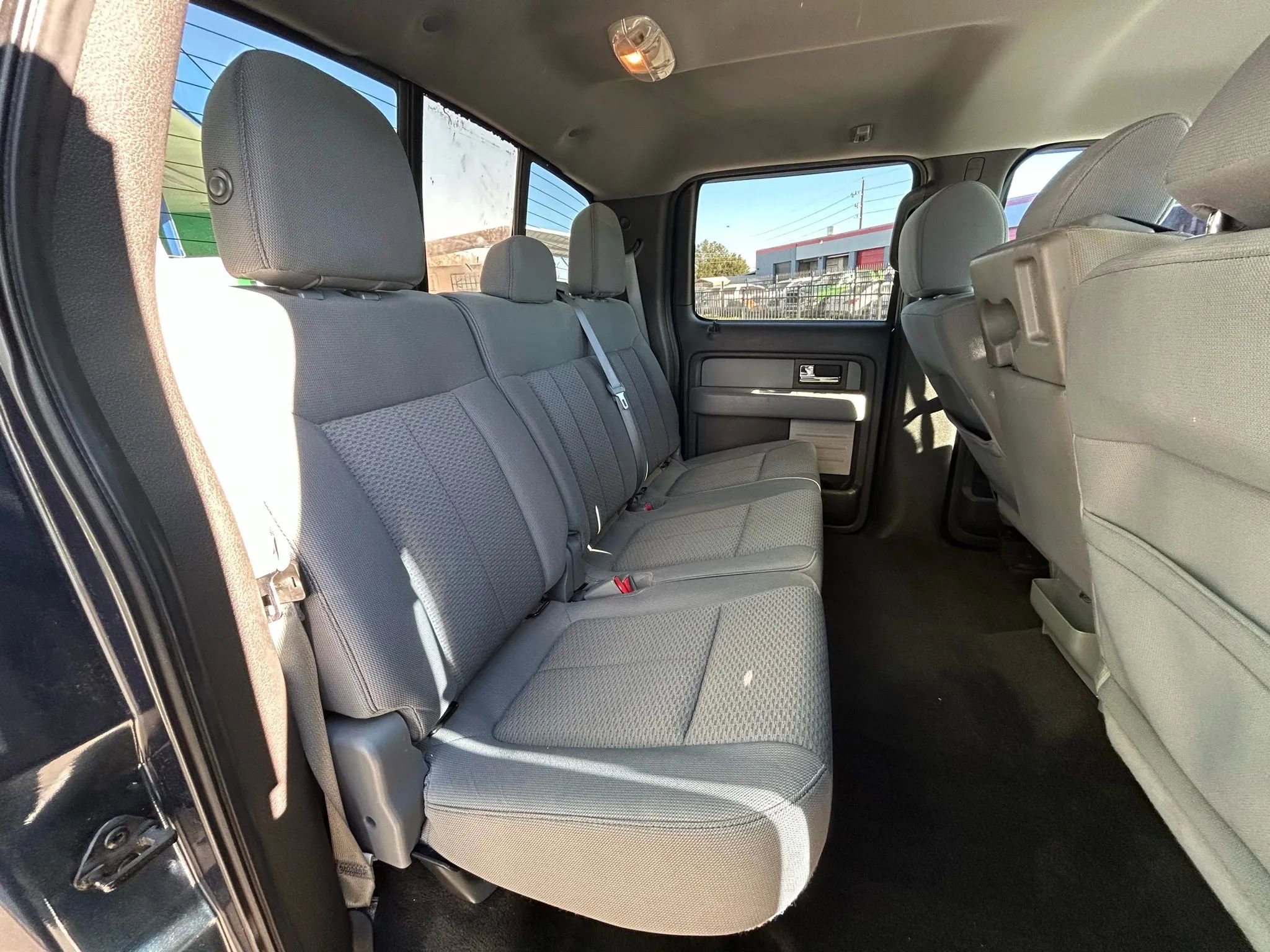 Used 2013 Ford F150 XLT w/ Luxury Equipment Group image 16