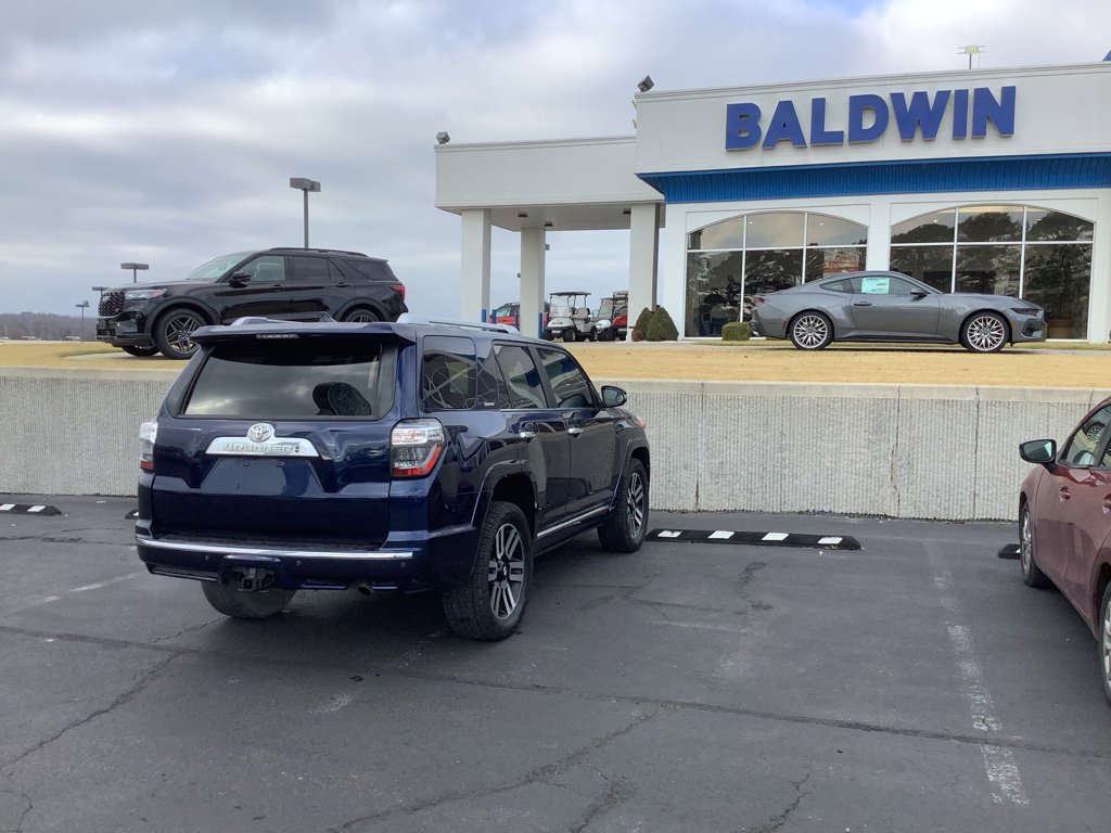 Used 2020 Toyota 4Runner Limited image 7