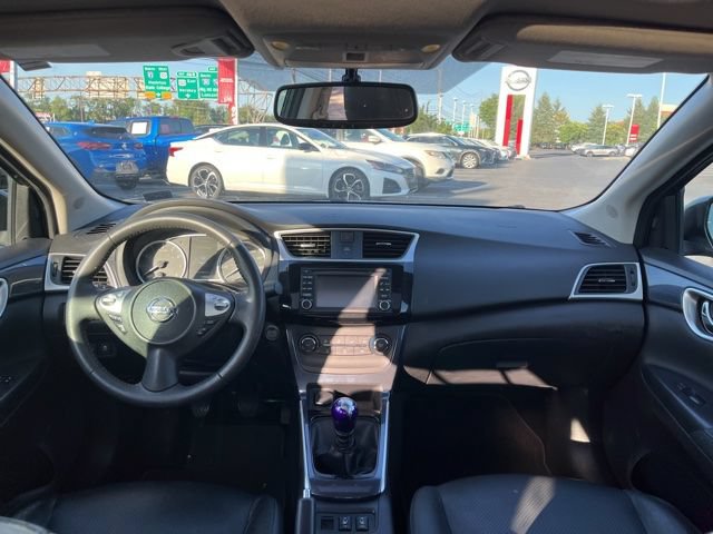 Used 2017 Nissan Sentra SR Turbo w/ SR Turbo Premium Package FWD image 11