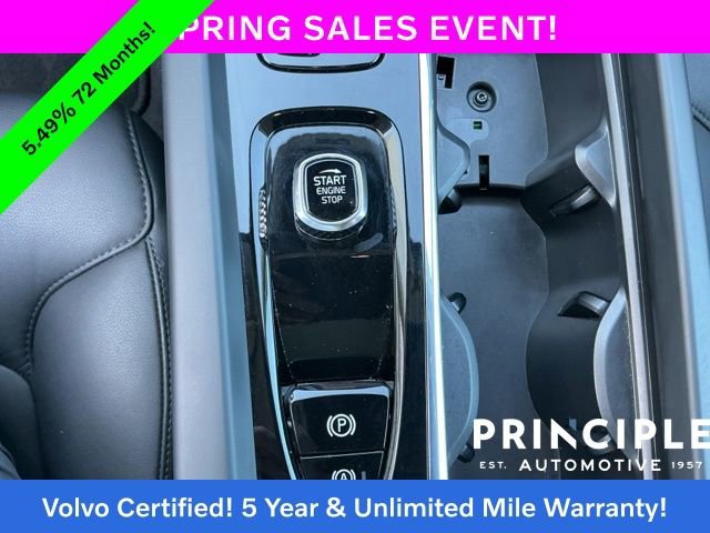 Certified 2025 Volvo XC60 B5 Core image 19