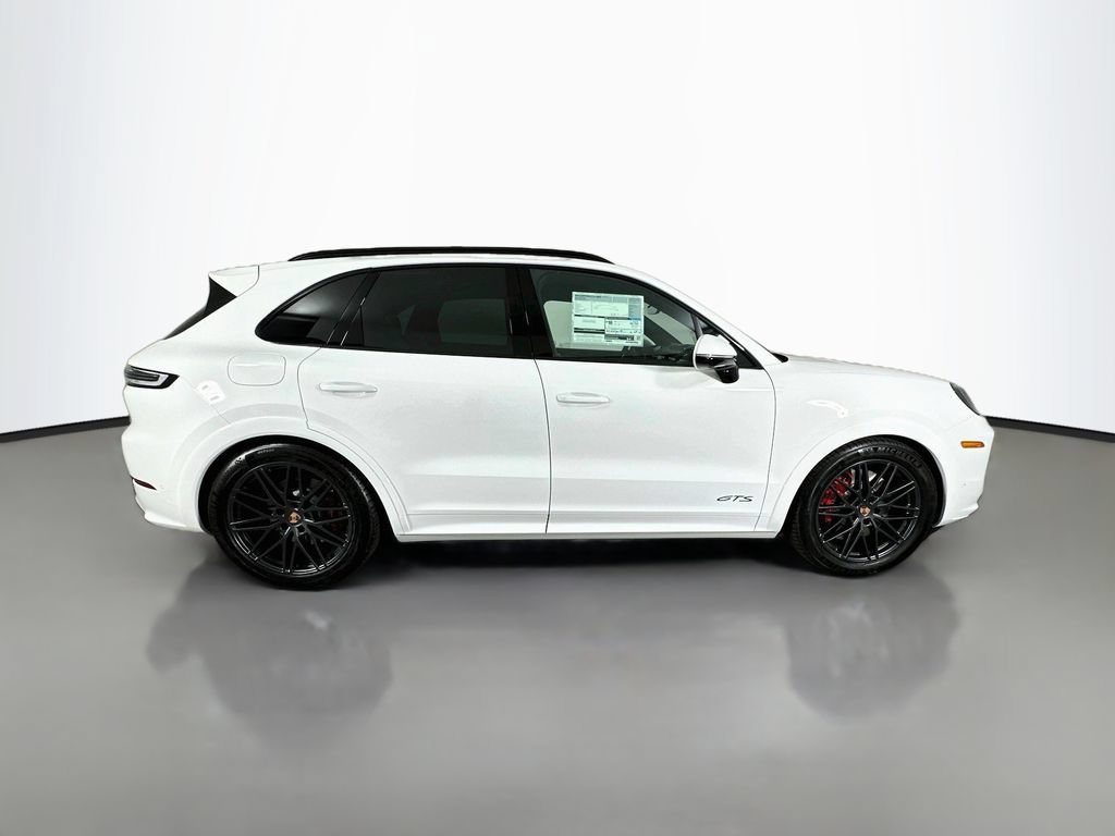 Certified 2026 Porsche Cayenne GTS AWD/4WD image 8