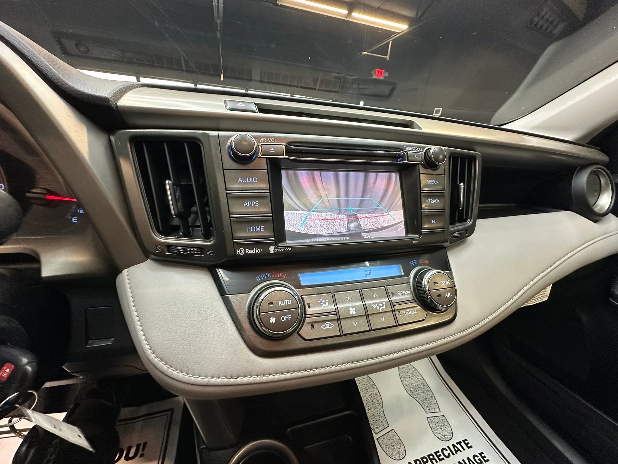 Used 2015 Toyota RAV4 XLE image 11