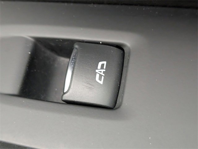 Certified 2023 Chevrolet Suburban Premier image 36