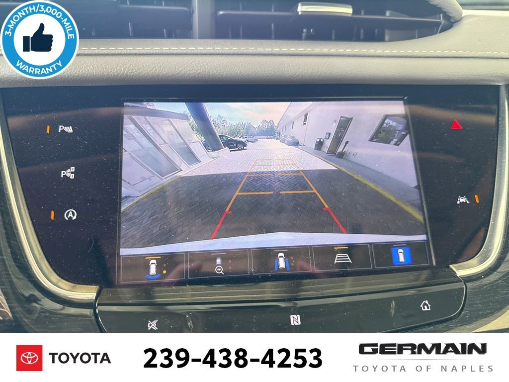 Used 2021 Cadillac XT6 Premium Luxury image 14