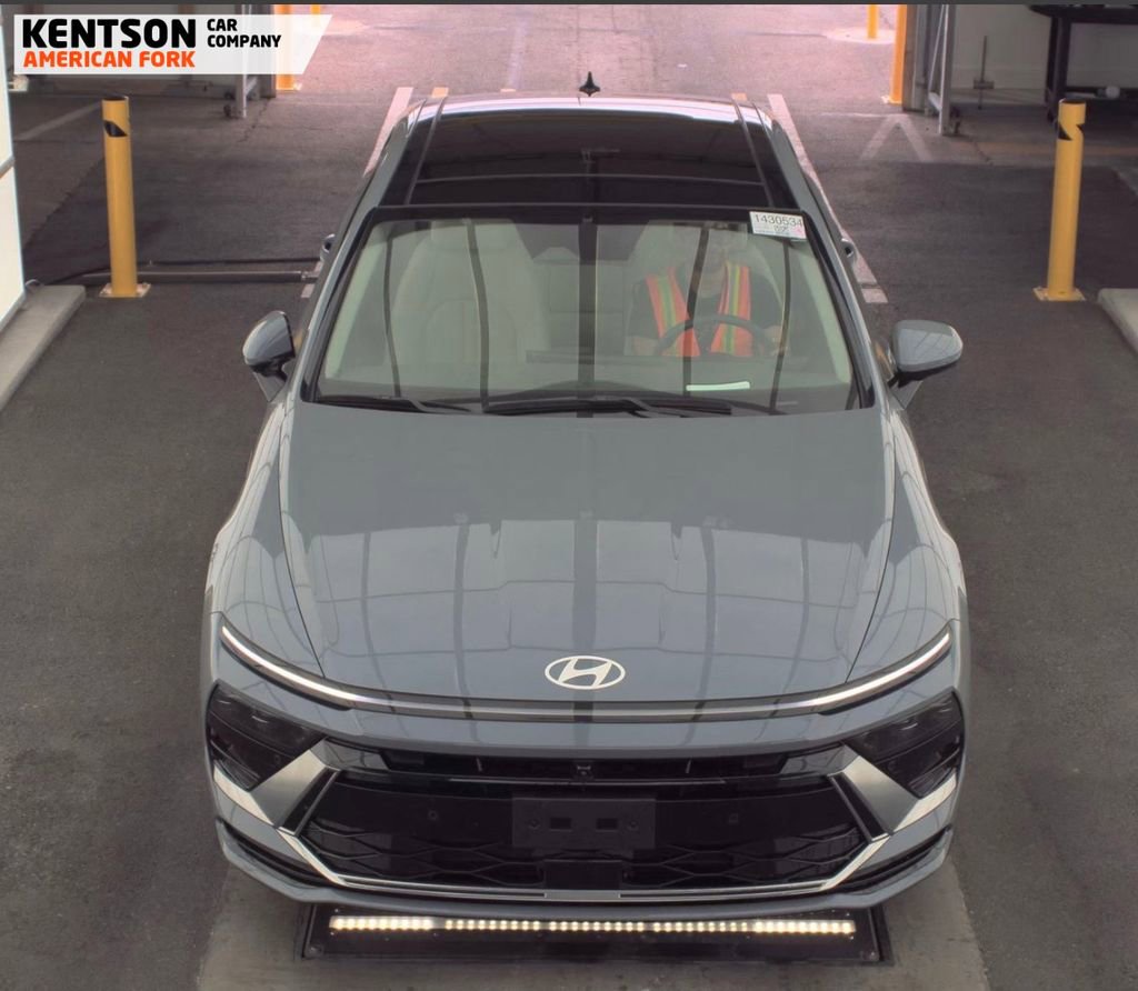 Used 2025 Hyundai Sonata Limited image 5