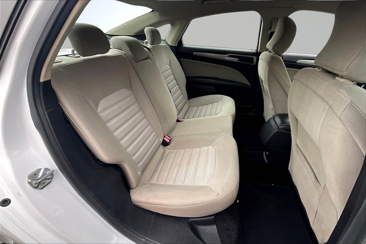 Used 2017 Ford Fusion S FWD image 27